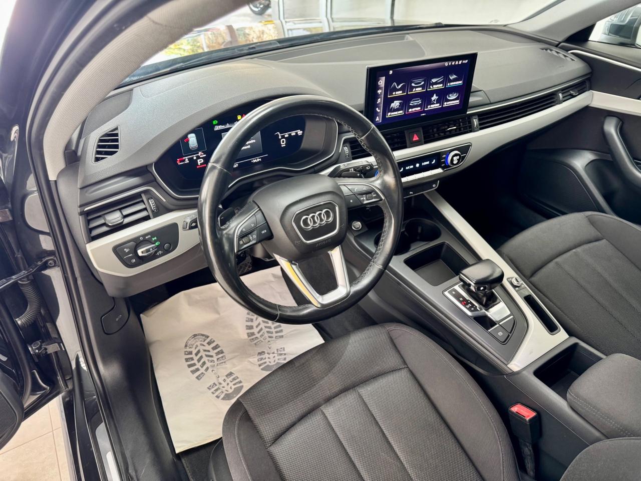 Audi A4 35 TDI/163 CV S tronic Business Advanced