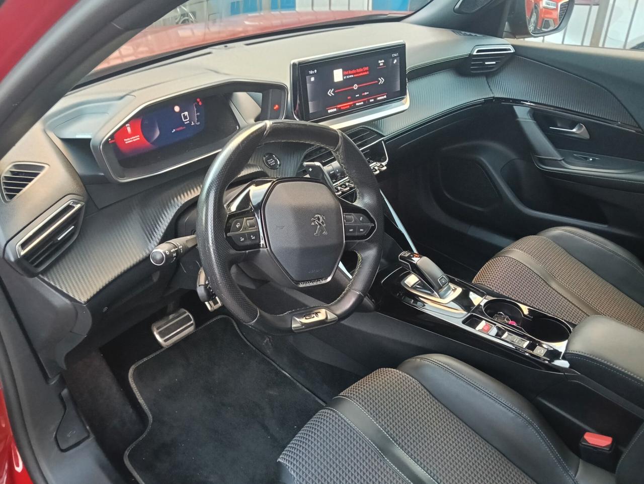 Peugeot 2008 BlueHDi 130 S&S EAT8 GT Line