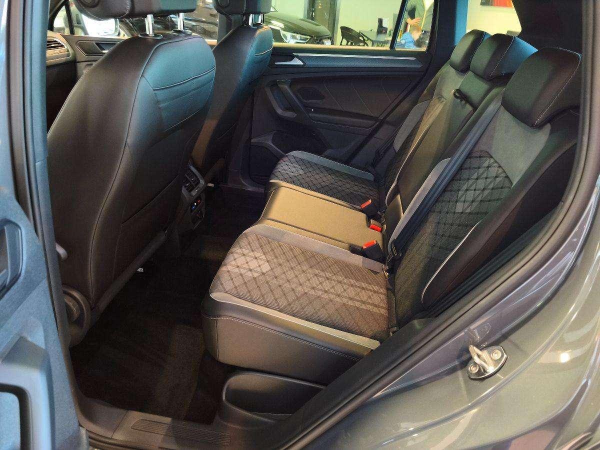 Volkswagen Tiguan 2.0 TDI R-Line Solo 68.000km 4 MOTION