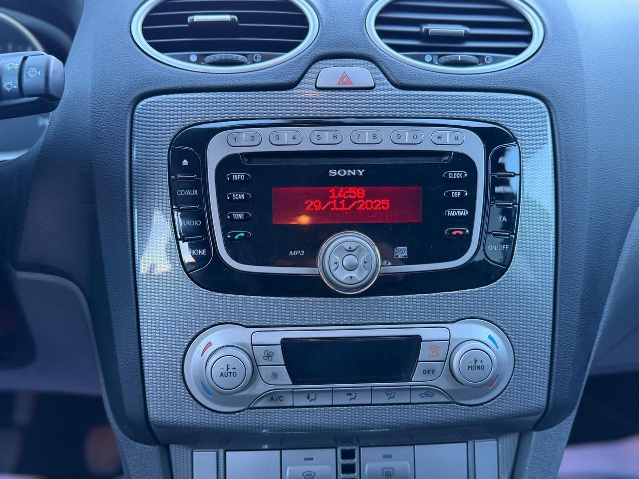 Ford Focus 1.6 TDCi TITANUIM NEOPATENTATI OK