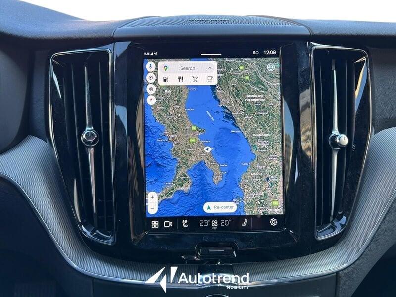 Volvo XC60 B5 250+14 CV AWD Automatica Mild Hybrid Plus Dark