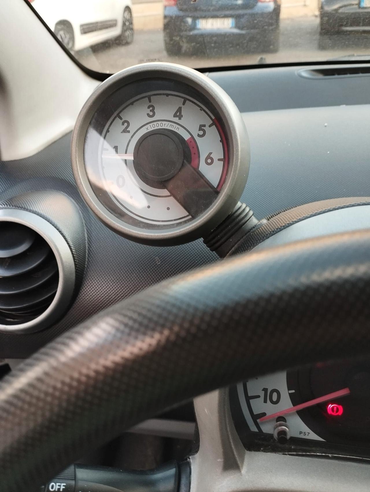 Peugeot 107 1.4 HDi 5p. Sweet Years