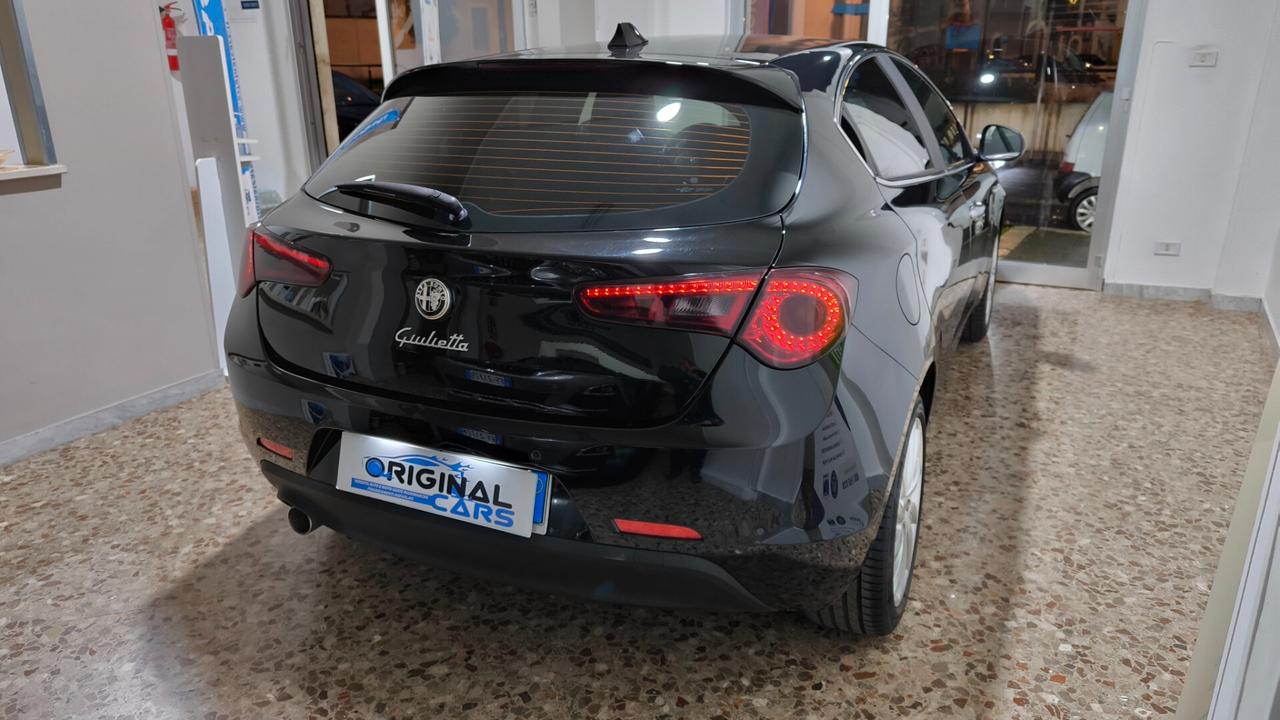Alfa Romeo Giulietta 1.6 JTDm-2 105 CV Exclusive