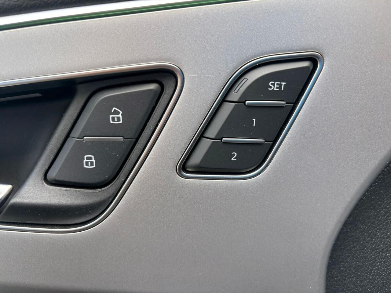 Audi Q8 SUV 50 TDI 286 CV quattro tiptronic S line edition//-/