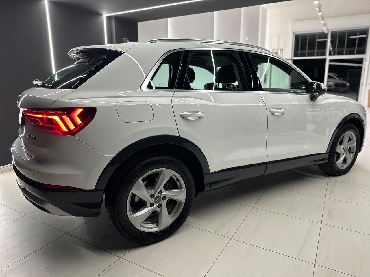 Audi Q3 35 TDI 2.0 150 CV Business Advanced 12.2018