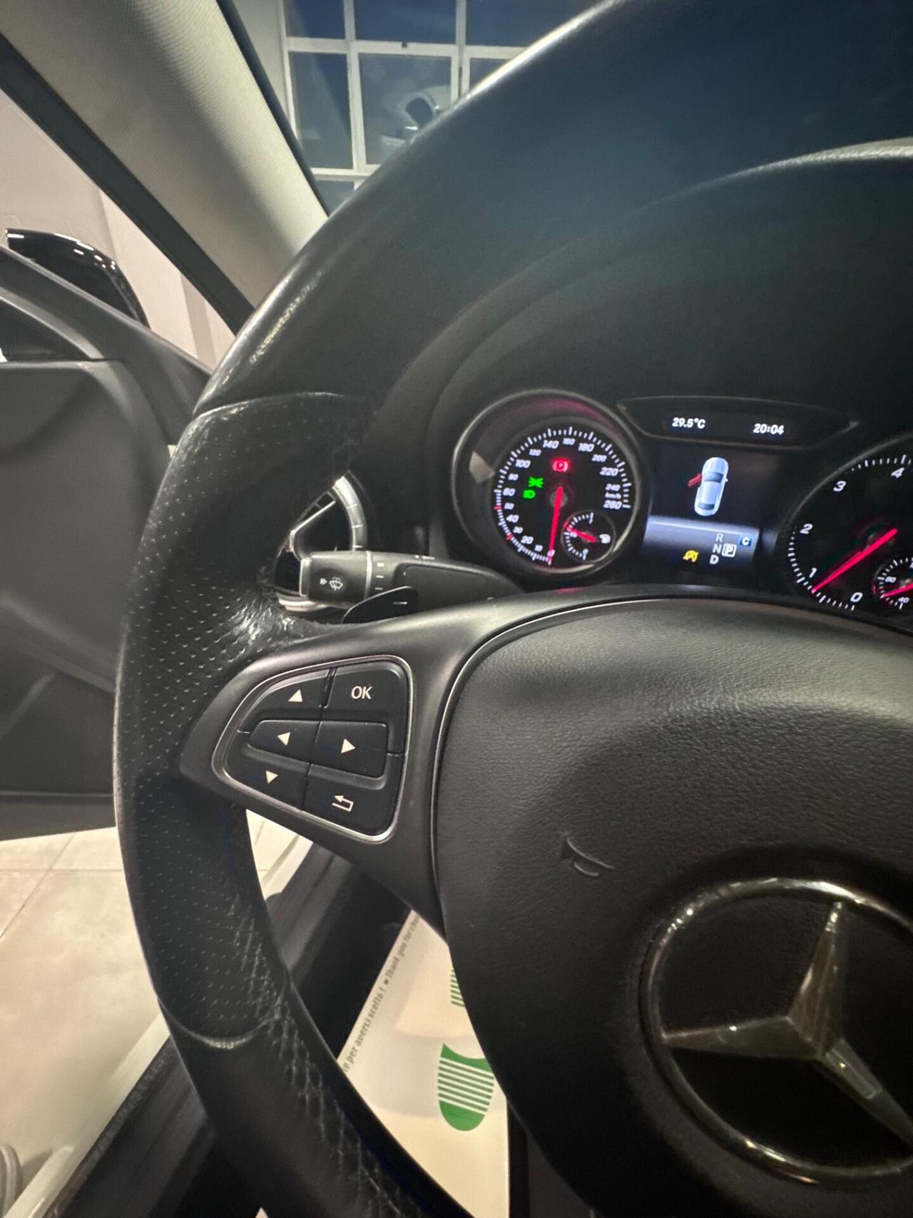 MERCEDES CLA 200 CDI PACK SPORT PLUS