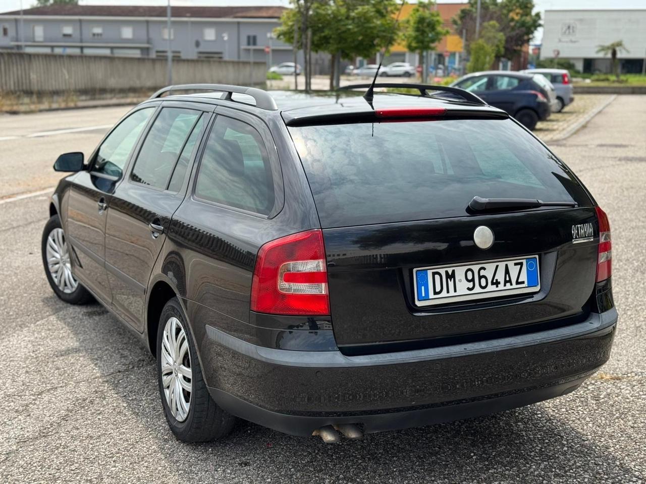 Skoda Octavia 2.0 TDI DSG Wagon Elegance