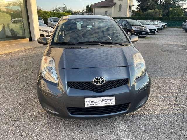 Toyota Yaris Yaris II 2005 3p 1.0
