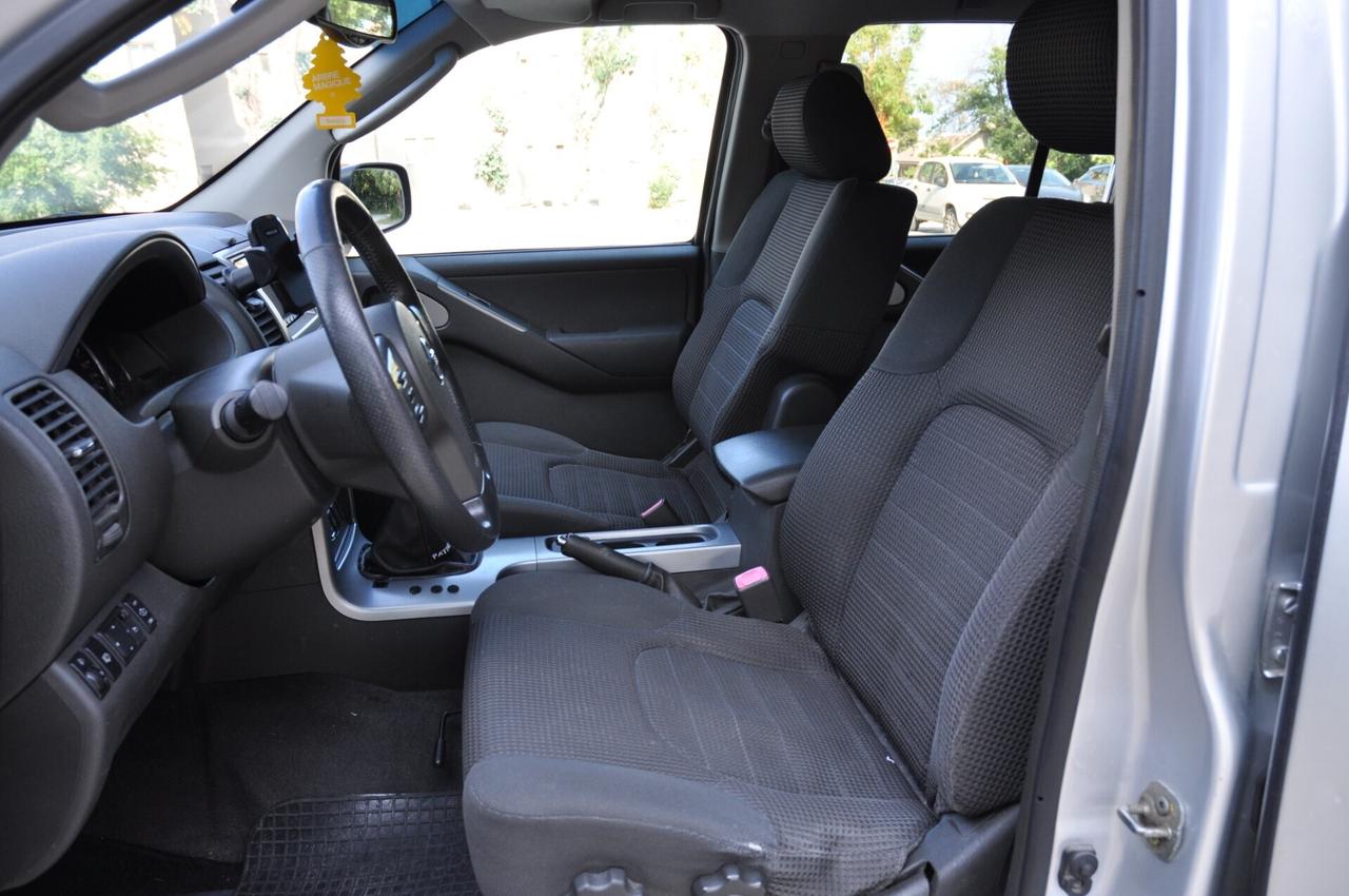Nissan Pathfinder 2.5 dCi SE 7 Posti-Gancio Traino