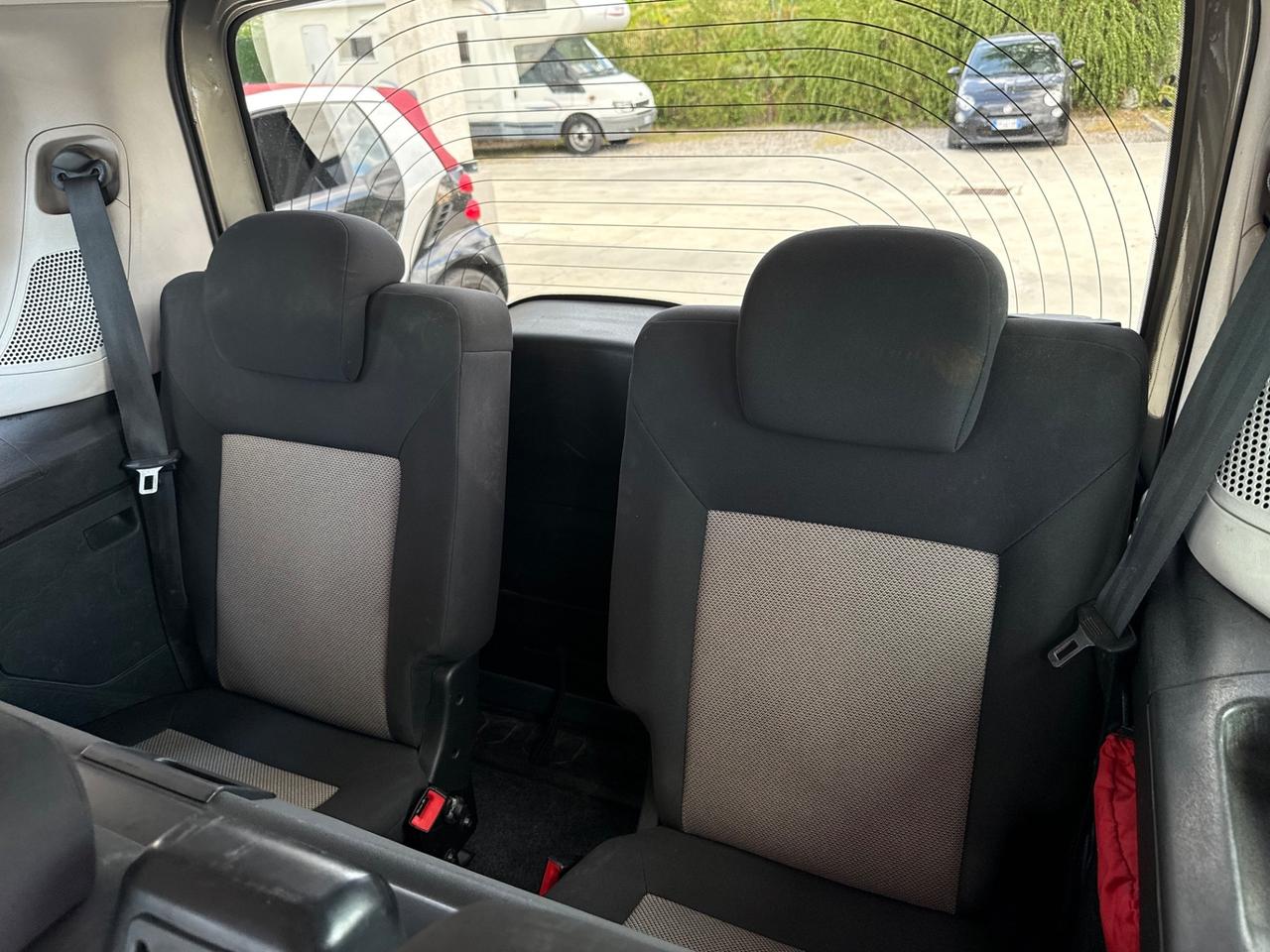 Opel Combo 1.6 CDTi 105CV Cosmo