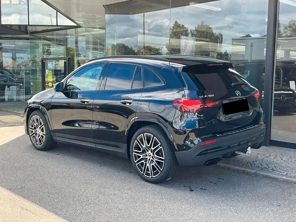 Mercedes-benz GLA 180 Automatic AMG Line Premium 360