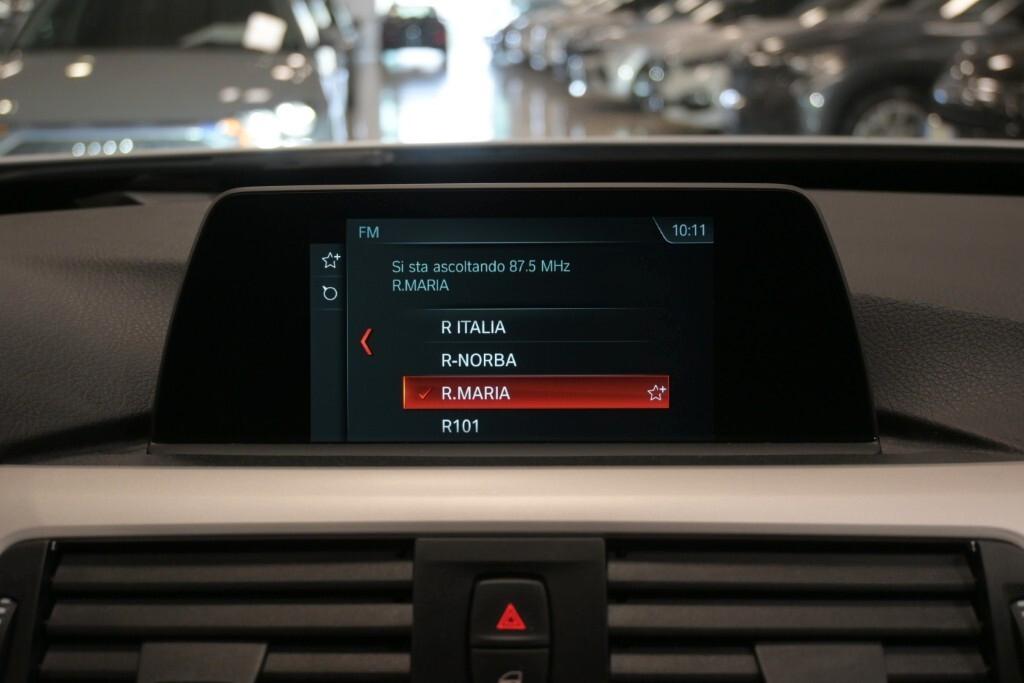 BMW 318D GRAN TURISMO 136CV STEPTRONIC BUSINESS ADVANTAGE ( FARI LED - PELLE - CRUISE - NAVI - PDC )