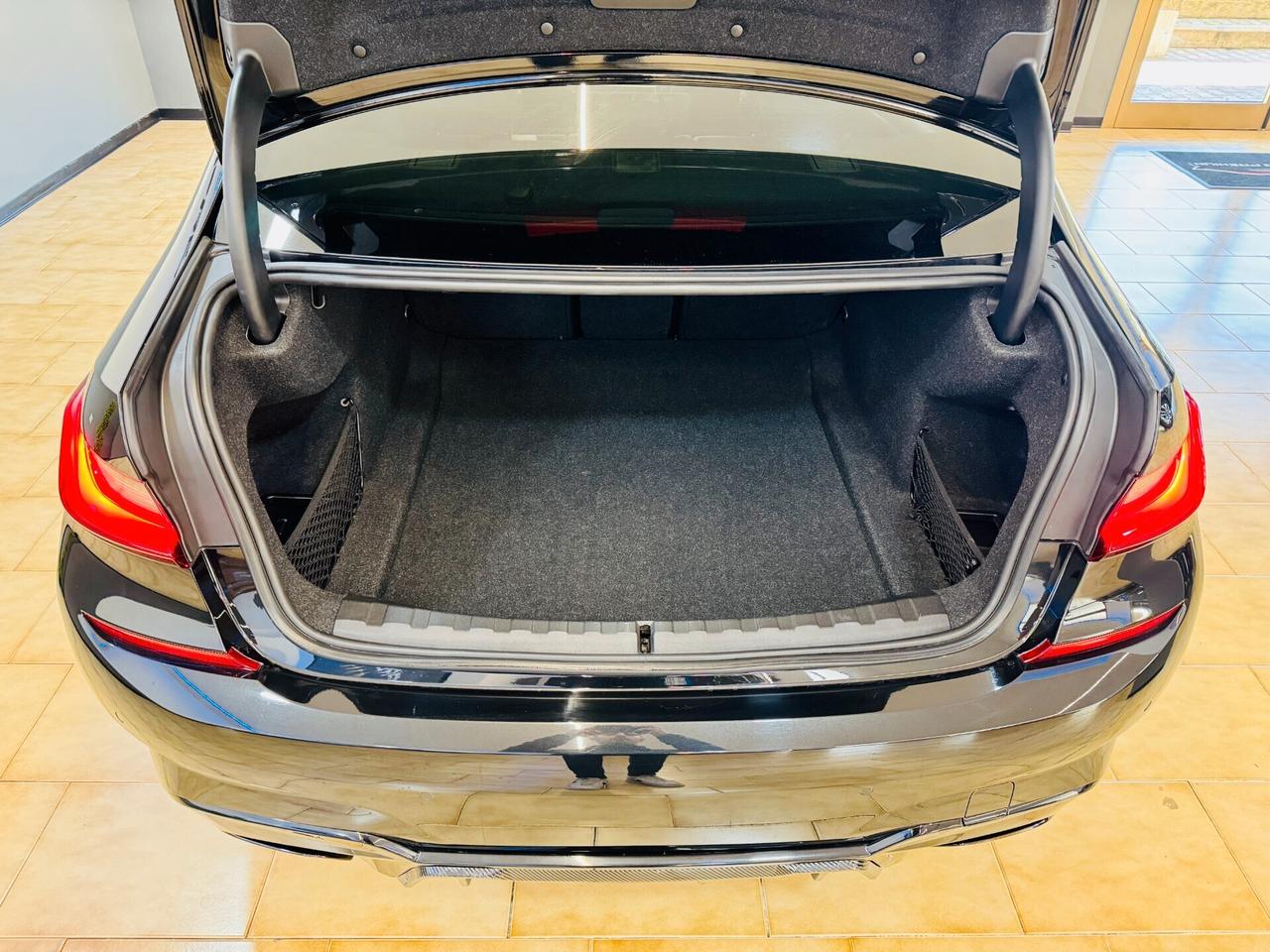 BMW 330i xDrive Msport PRO / Laser / M3 Pack / Tetto / HeadUp