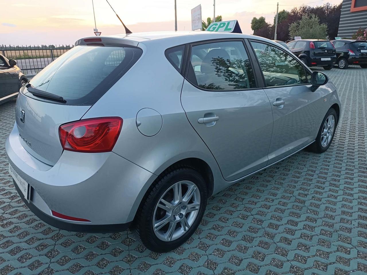 Seat Ibiza 1.4 16V 85CV 5p. Special Ed. Dual