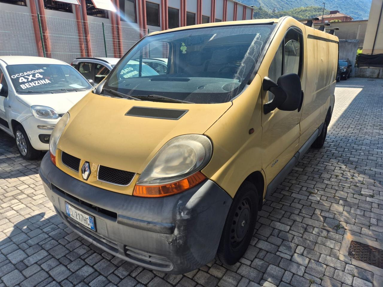Renault Trafic T29 1.9 dCi 80CV PL