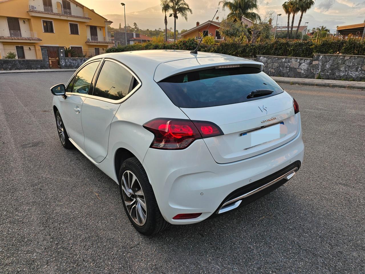 Ds DS4 DS 4 1.6 e-HDi 110 airdream Chic