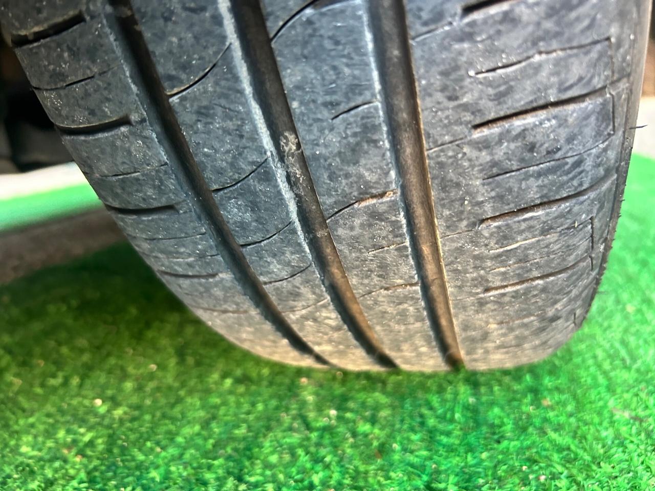 Toyota Yaris 1.0 5 porte