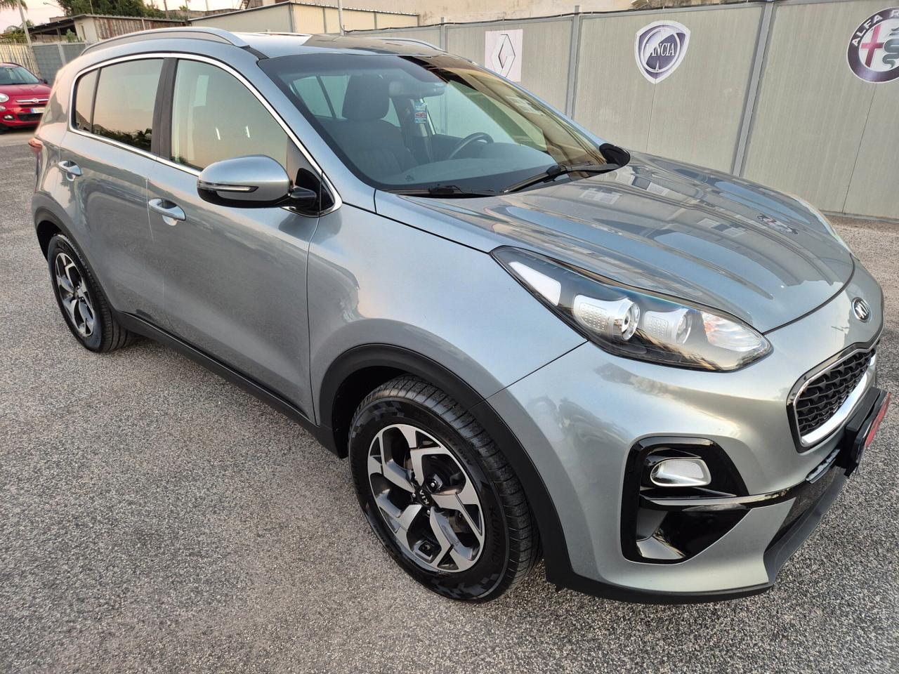 Kia SPORTAGE 1.6 CRDI 136 CV AUTOMATICA RESTAYLING NUOVA FULL 2019