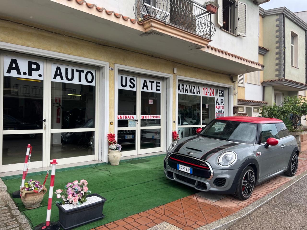 Mini John Cooper Works challenge edition