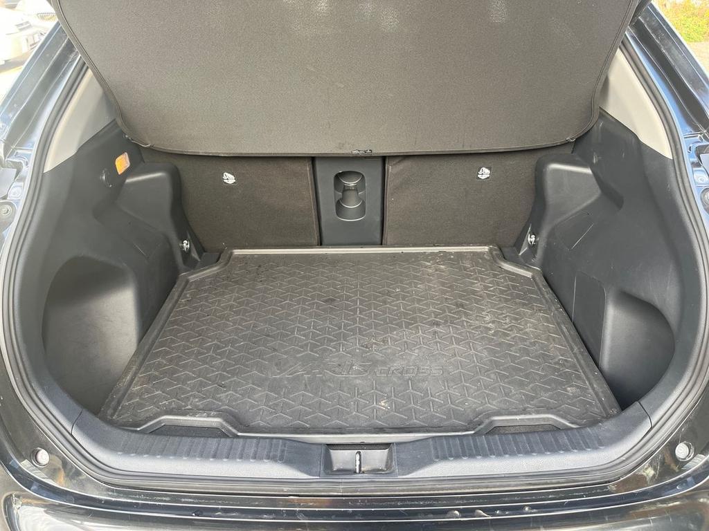 Toyota Yaris Cross 1.5h Lounge awd-i 116cv e-cvt