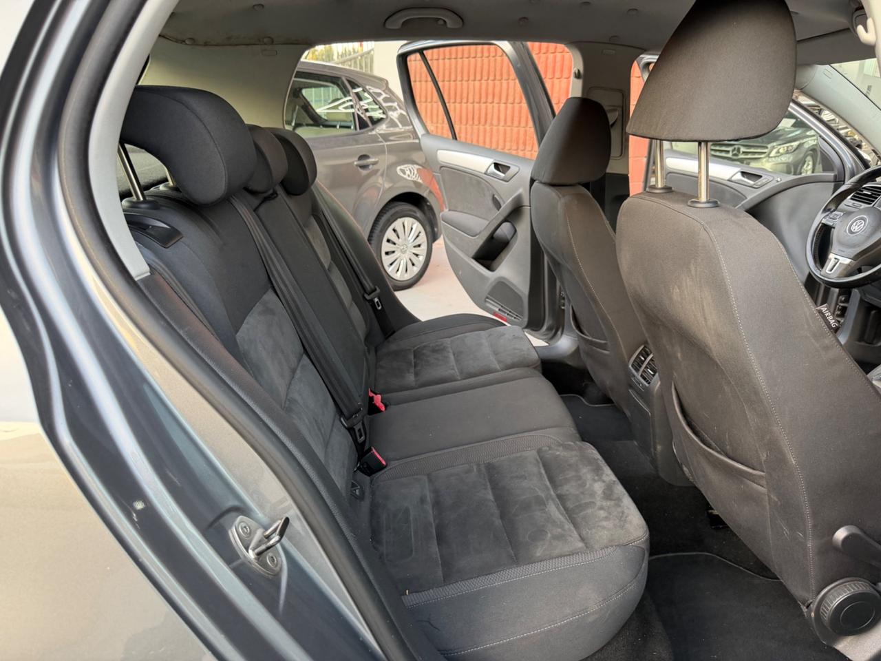 Volkswagen Golf 2.0 TDI 140CV DPF DSG 5p. Highline