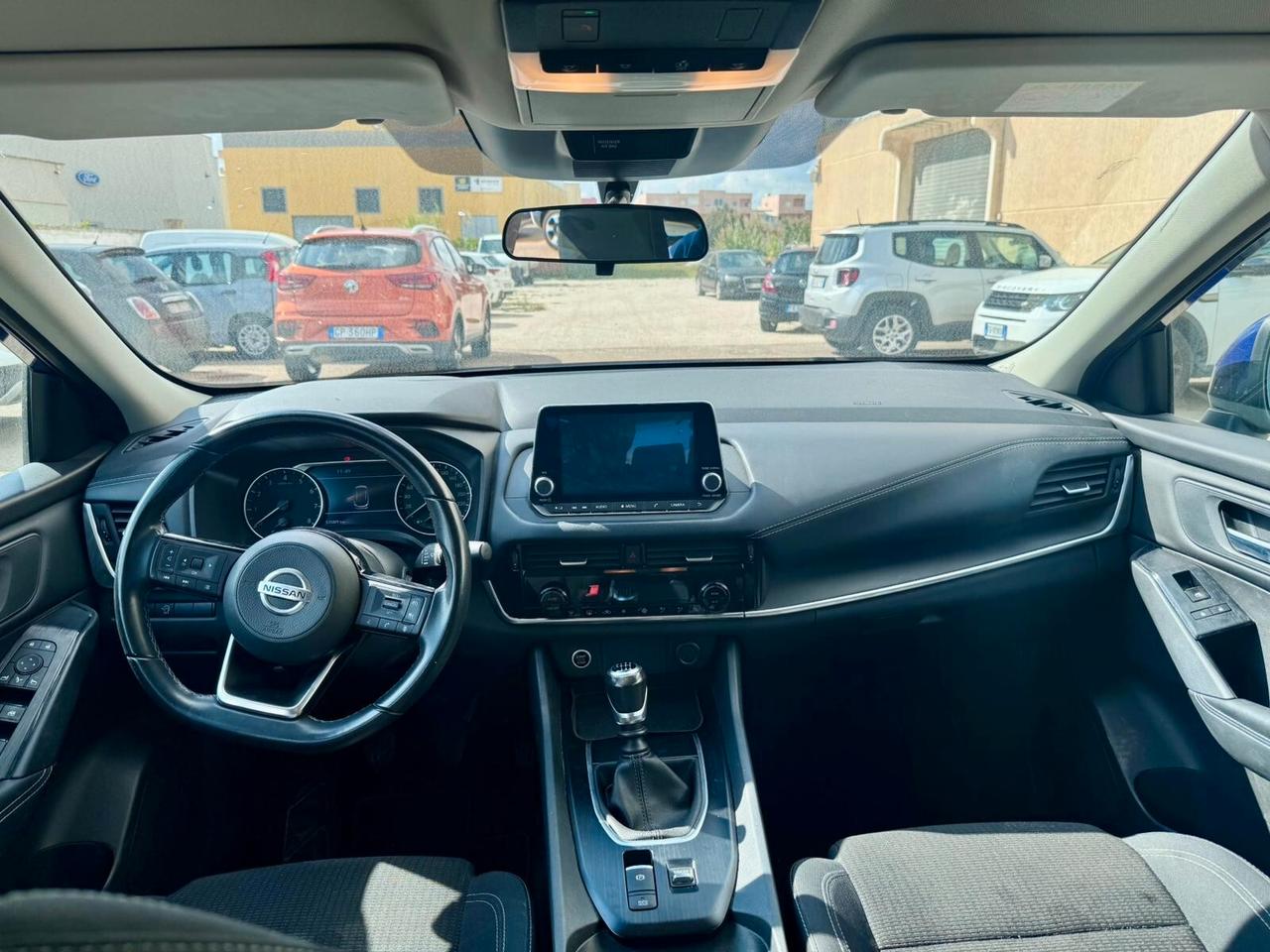 Nissan Qashqai MHEV 140 CV Business