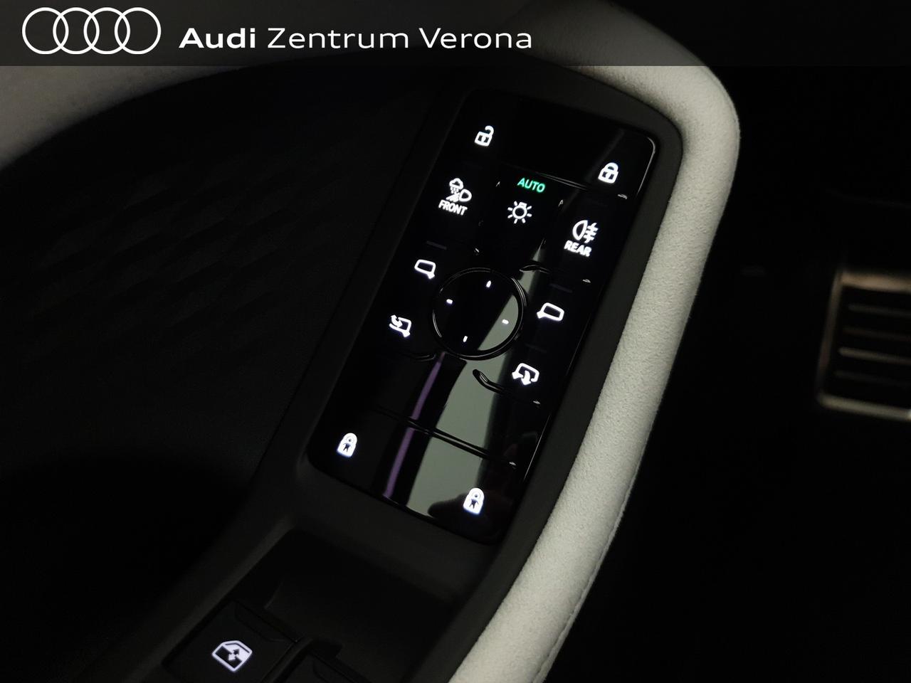 Avant 3.0TFSI 367CV quattro Stronic Sport Attitude