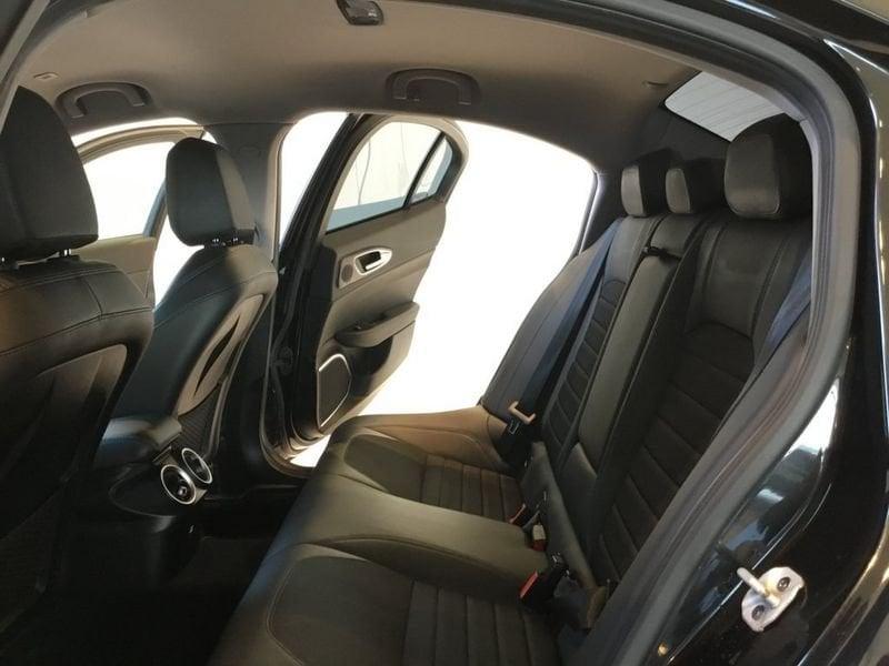 Alfa Romeo Giulia MY20 2.2 T-D 160CV AT8 Executive USATO GARANTITO