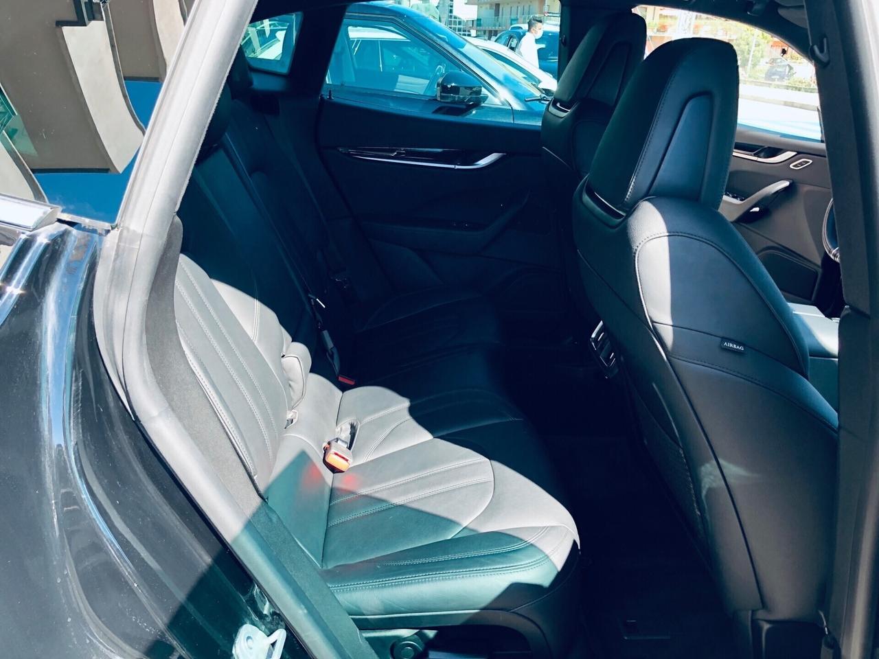 Maserati Levante V6 Diesel 275 CV AWD Gransport