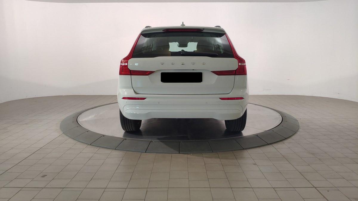 VOLVO Xc60 B4 Mild Hybrid (D) Awd Geartronic Momentum Pro