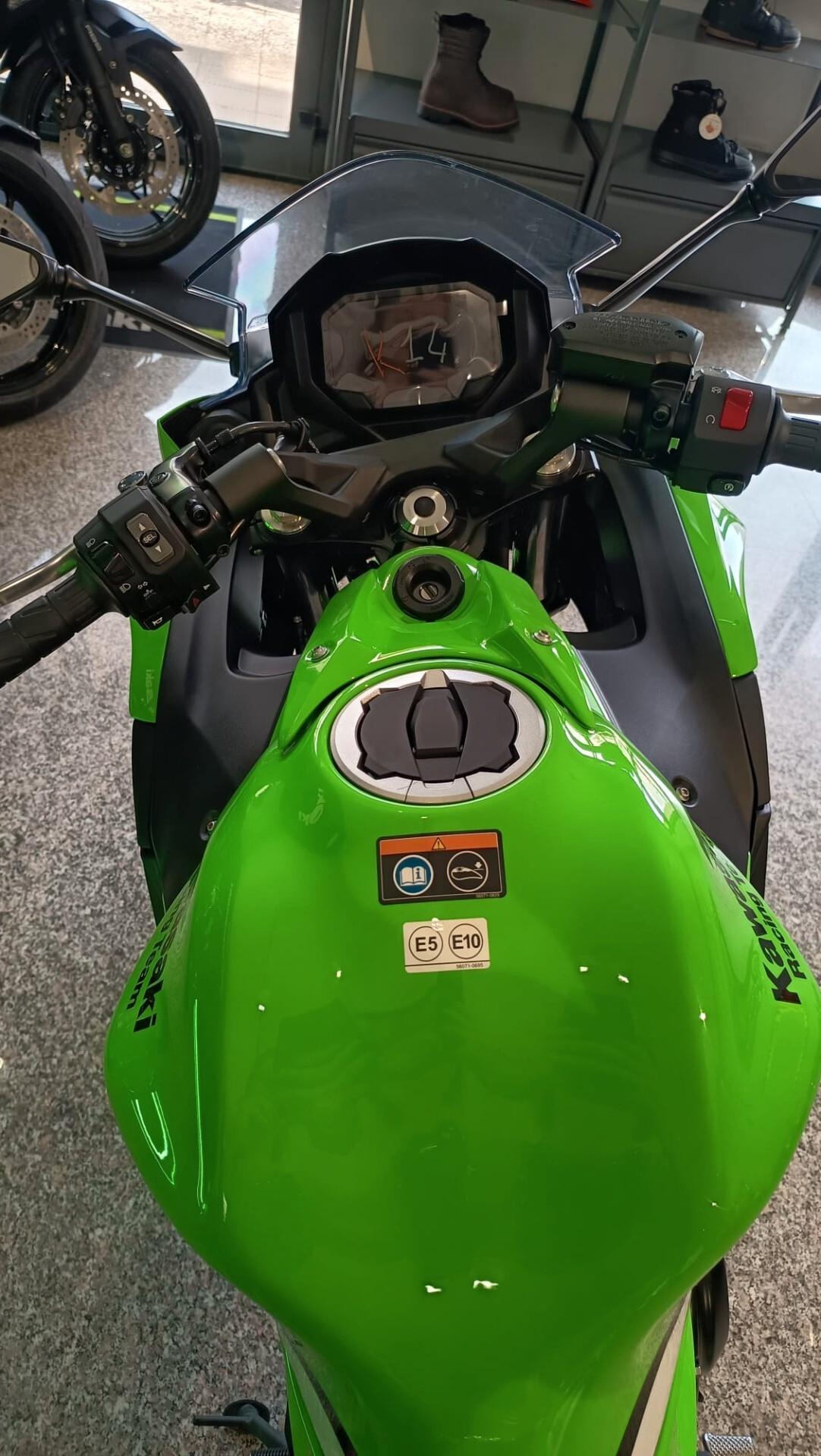 Kawasaki Ninja 650 sport