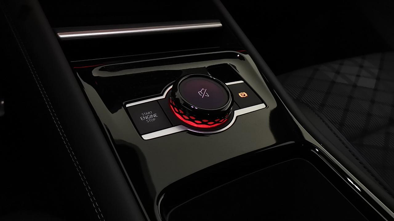 VOLKSWAGEN Tiguan III 2024 - Tiguan 2.0 tdi R-Line 150cv dsg