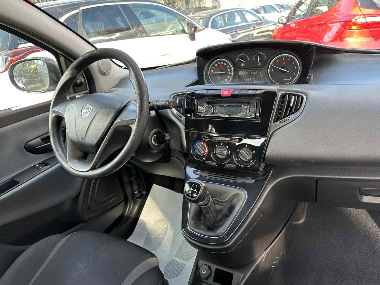 Lancia Ypsilon 1.2 69 CV 5 porte Gold