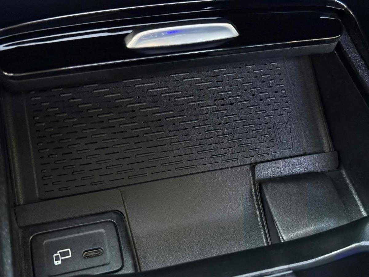 Mercedes Classe A Sedan 220d Premiumg AMG Night Editon 190CV