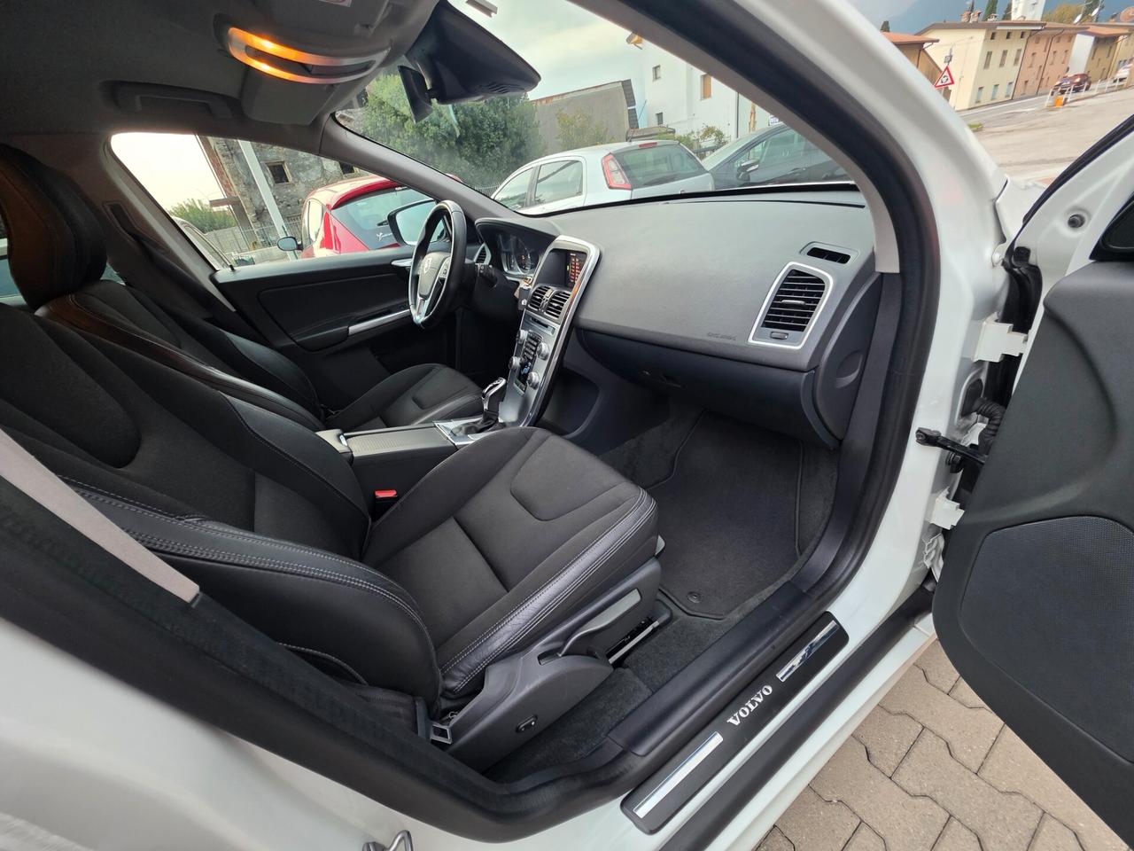 Volvo XC 60 XC60 2.0D150cv perfetta e garantita 12M