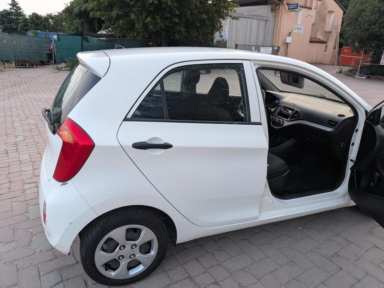 Kia Picanto 1.0 12V 5 porte Easy