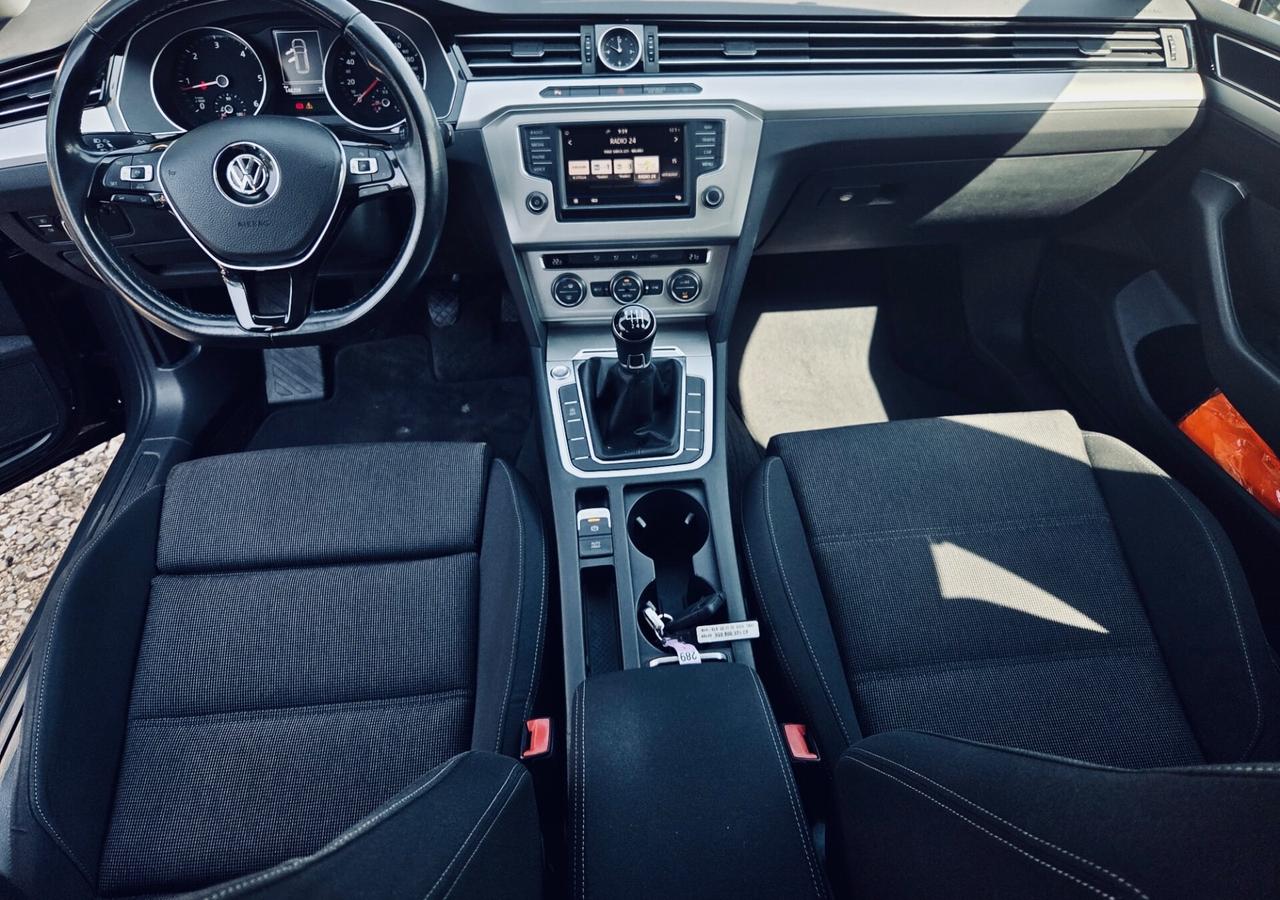 Volkswagen Passat Variant 1.6 TDI Business BlueMotion Technology
