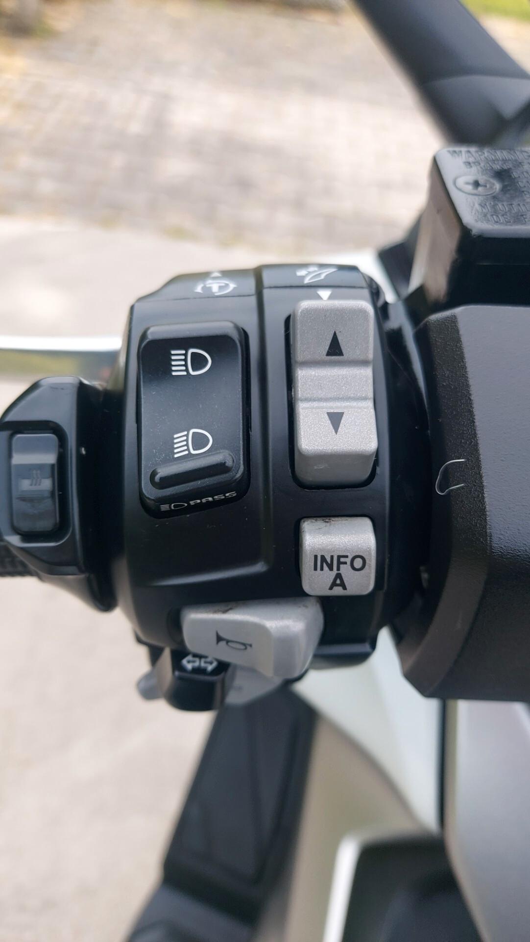 Honda Forza 300 - Gomme nuove - Graranzia