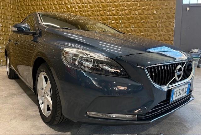 Volvo V40 D2 Geartronic Business