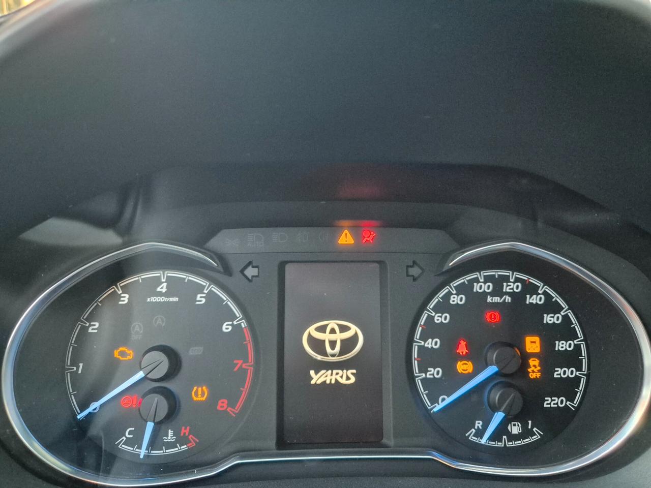 Toyota Yaris ACTIVE 1.0BENZINA 69CV