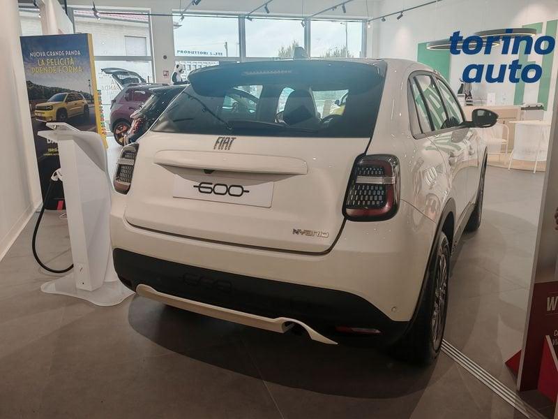 FIAT 600 600 Hybrid 100 CV DCT MHEV