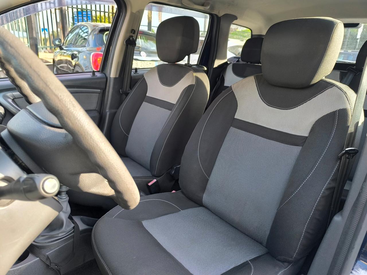 Dacia Duster 1.5 dCi 110CV Start&Stop 4x2 Serie Lim. Black Shadow