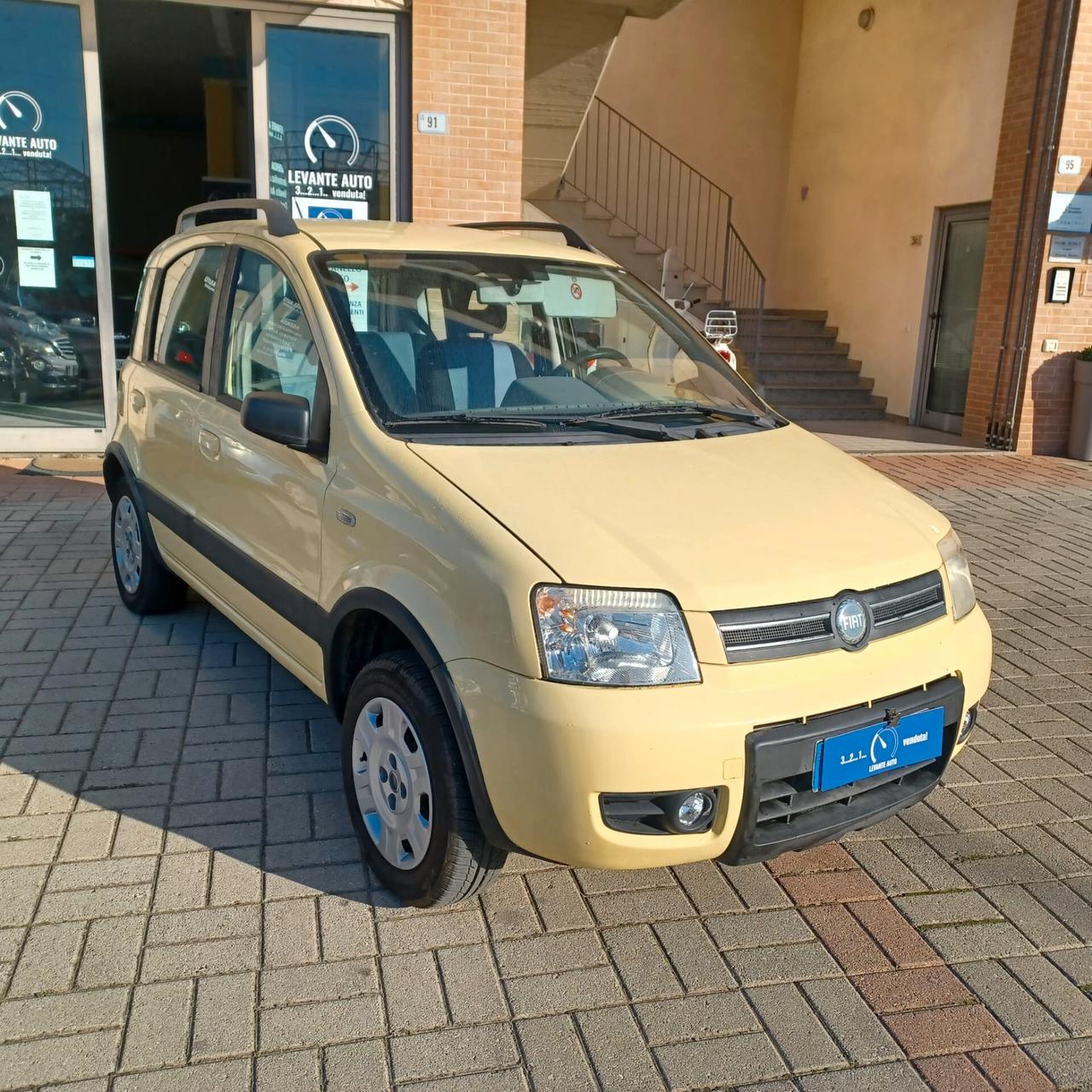 4X4 FIAT PANDA 1.2 CON GRANZIA INCLUSA