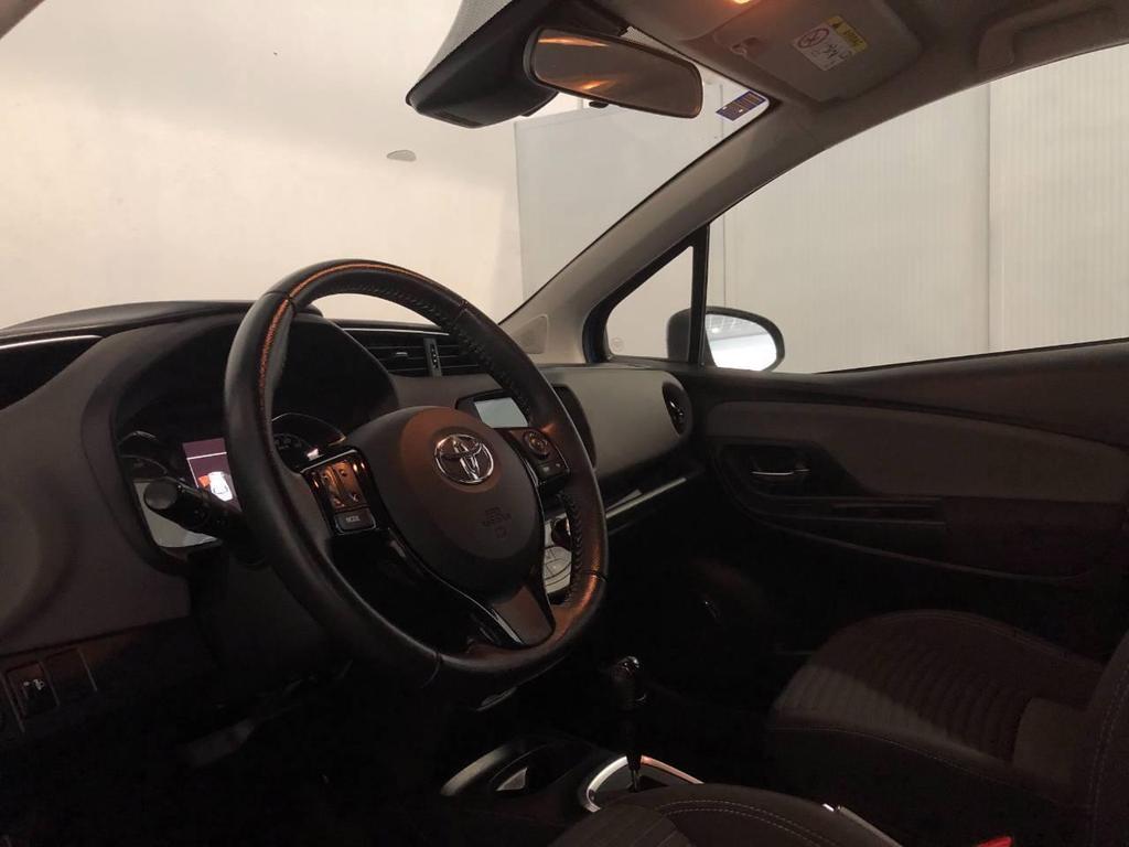 Toyota Yaris 5 Porte 1.5 VVT-i Hybrid Active E-CVT