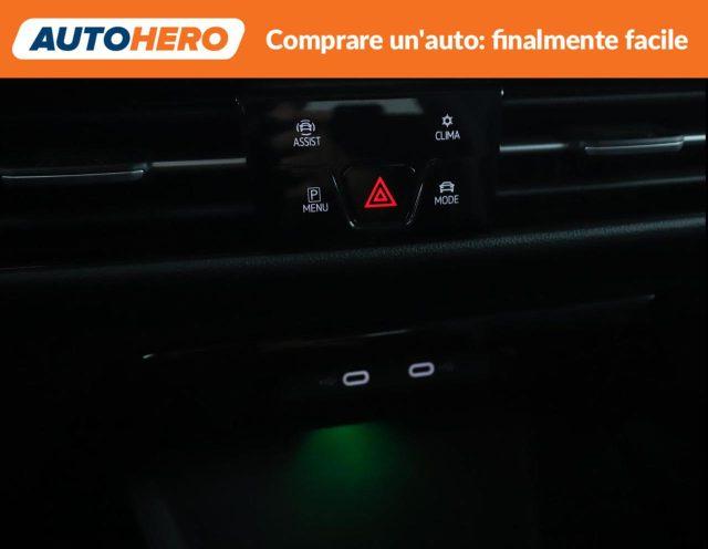 VOLKSWAGEN Golf 1.5 eTSI 150 CV EVO ACT DSG R-Line