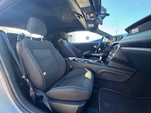 FORD Mustang Convertible 3.7 V6 aut. *GPL*