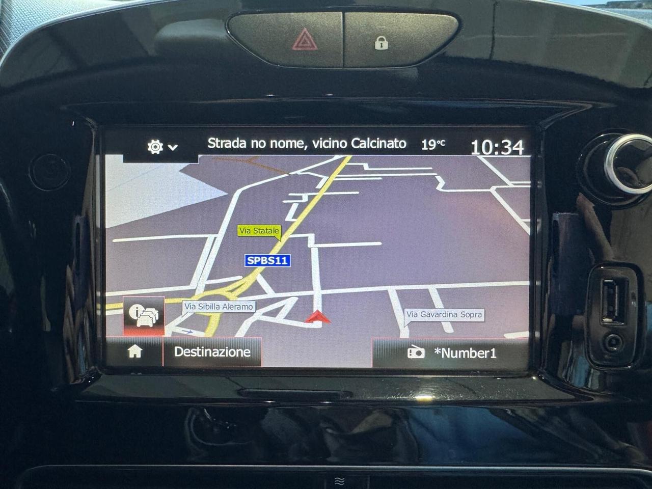Renault Clio Energy intens euro 6 con gancio di traino