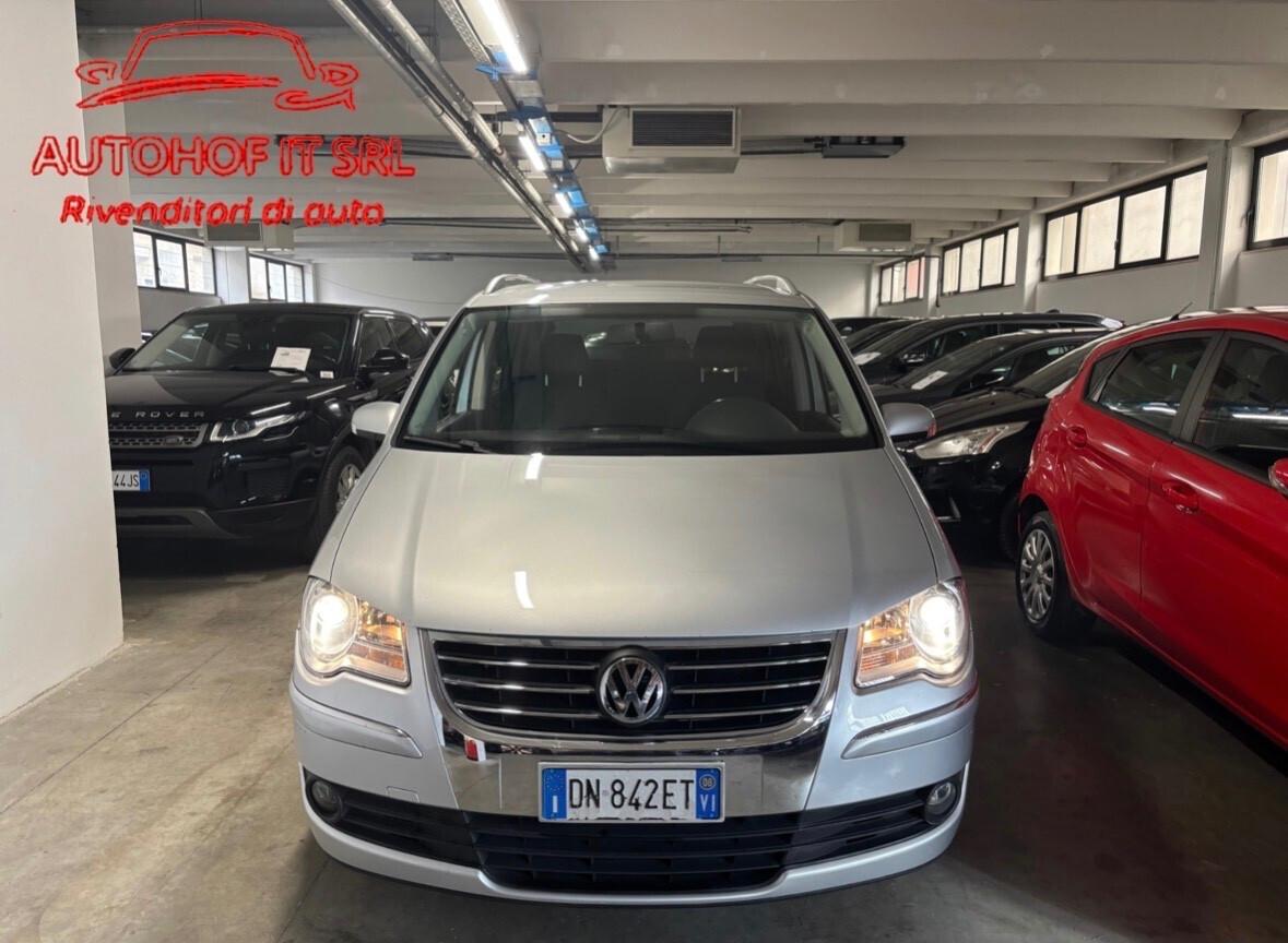 Volkswagen Touran 2.0 TDI | 7 POSTI |
