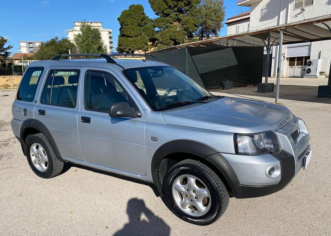 Land Rover Freelander 4x4 Finanziaria senza busta paga