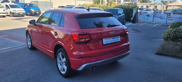 AUDI Q2 30 TDI S line Edition